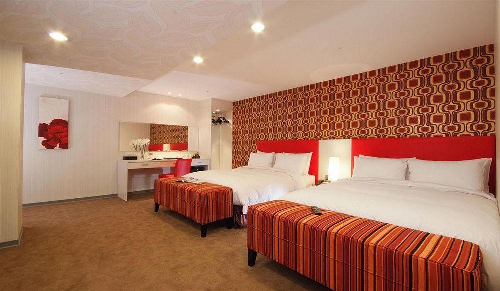 Hotel Leisure 台中輕行旅 מראה חיצוני תמונה