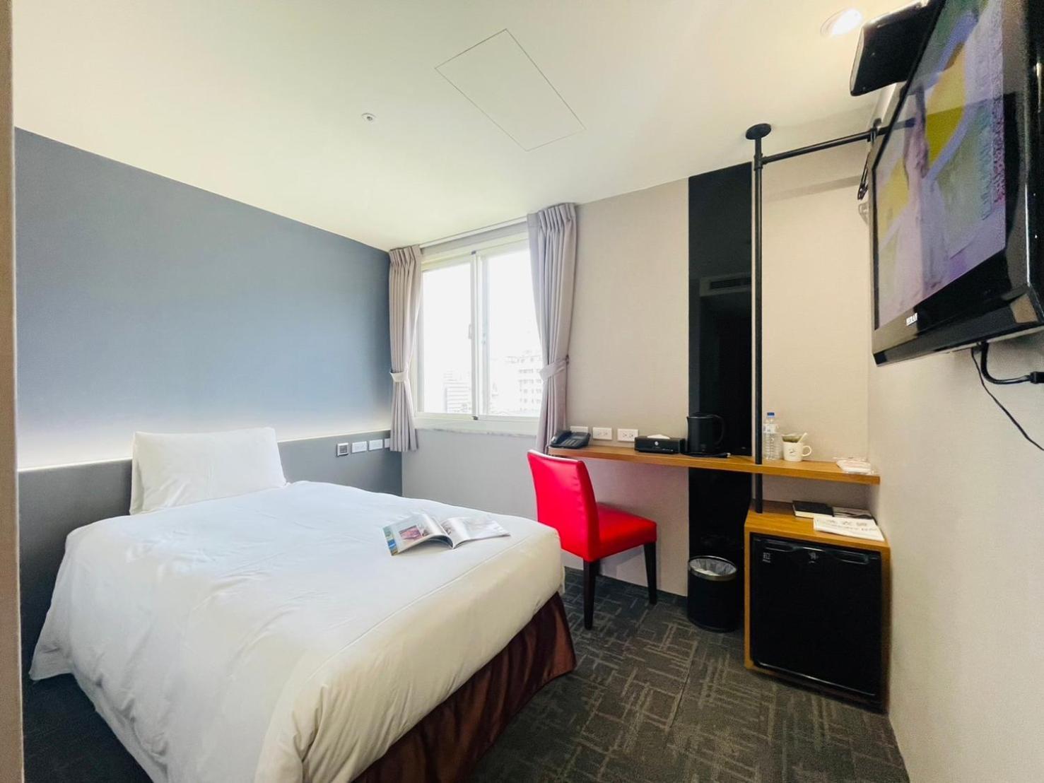 Hotel Leisure 台中輕行旅 מראה חיצוני תמונה