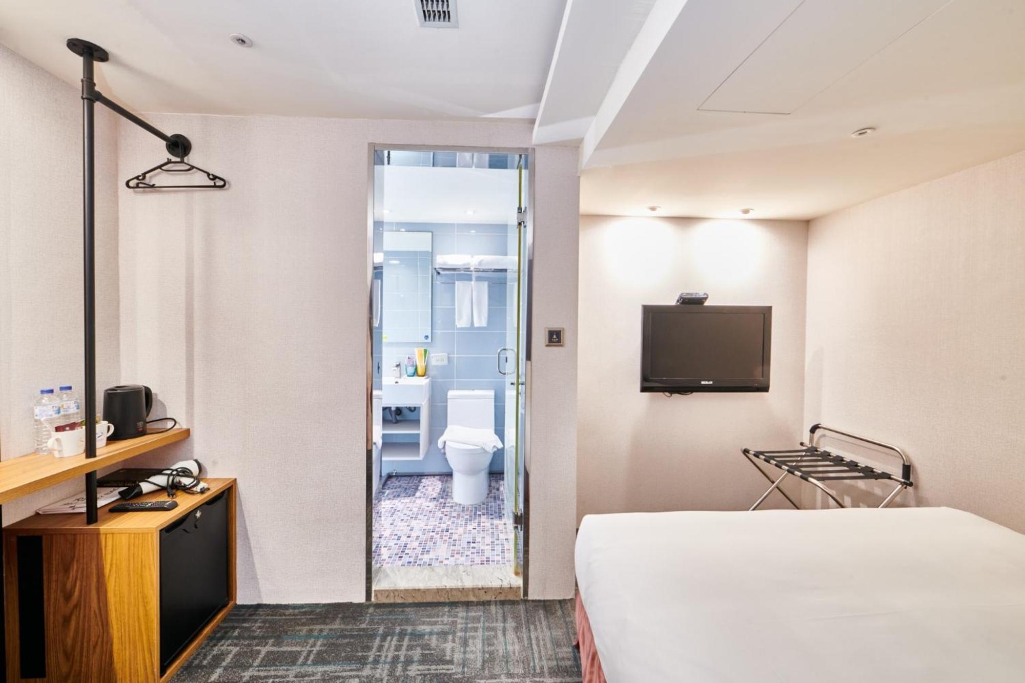 Hotel Leisure 台中輕行旅 מראה חיצוני תמונה
