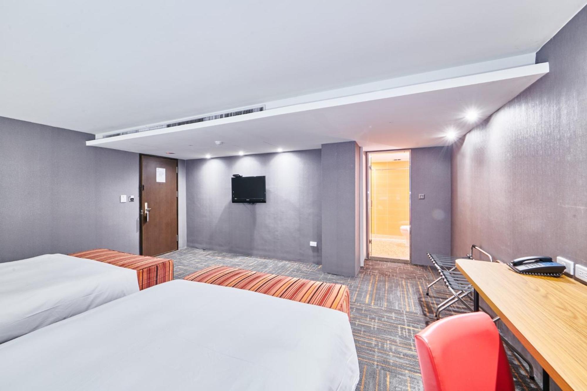 Hotel Leisure 台中輕行旅 מראה חיצוני תמונה