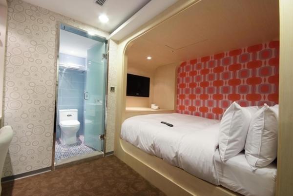 Hotel Leisure 台中輕行旅 מראה חיצוני תמונה