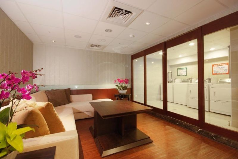 Hotel Leisure 台中輕行旅 מראה חיצוני תמונה