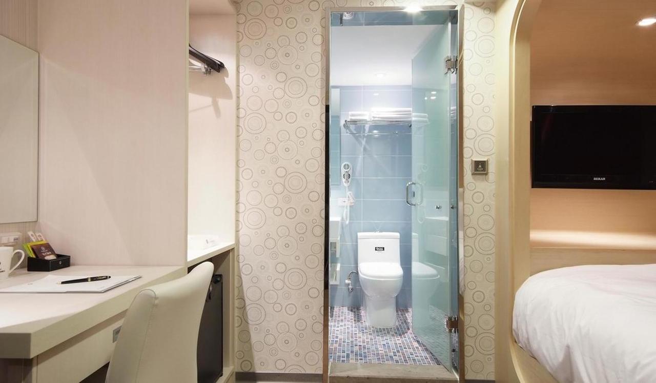 Hotel Leisure 台中輕行旅 מראה חיצוני תמונה