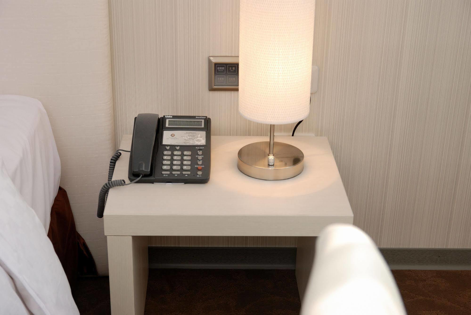 Hotel Leisure 台中輕行旅 מראה חיצוני תמונה