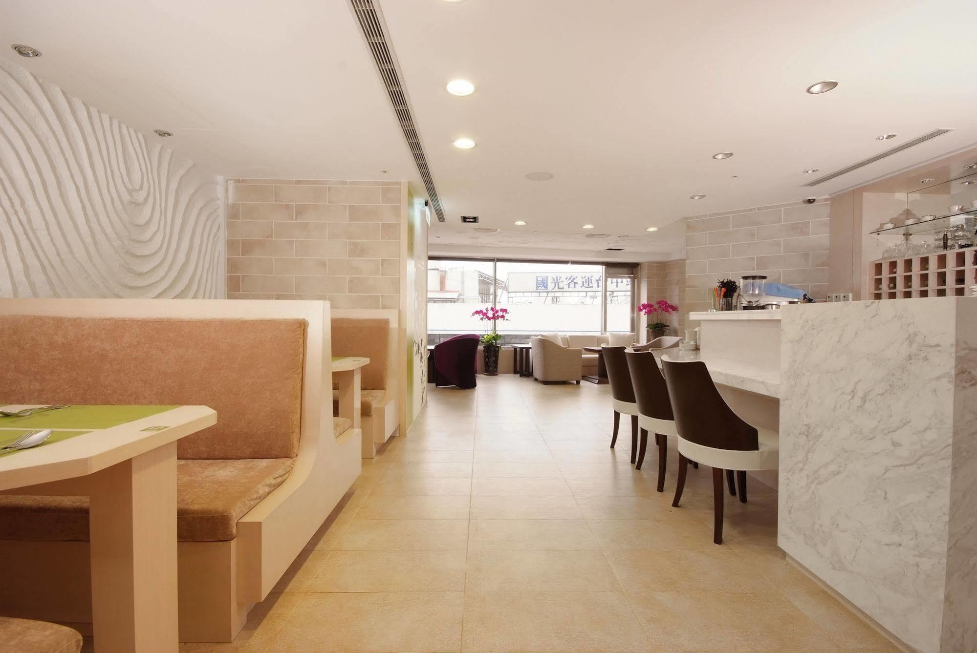 Hotel Leisure 台中輕行旅 מראה חיצוני תמונה